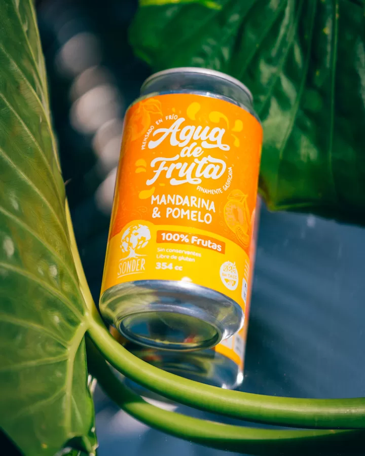 Sonder_AguaDeFruta_Mandarina-Pomelo